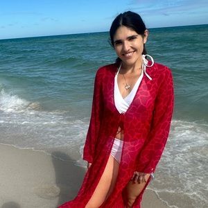 Meet your Posher, Laurena